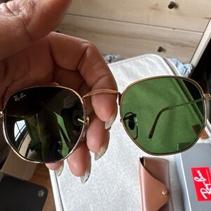 Ray-Ban Men’s Sunglasses Set with Black and Gold Frames Lenses ONE PAIR